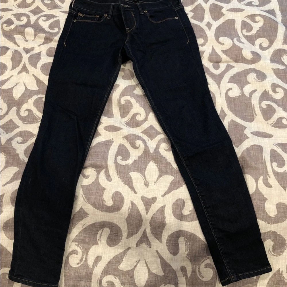 Skinny jeans